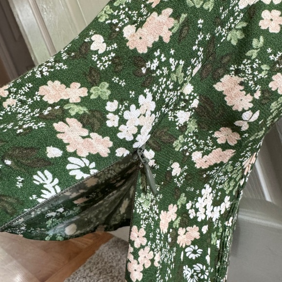 Reformation Jon Top - Picture 7 of 8